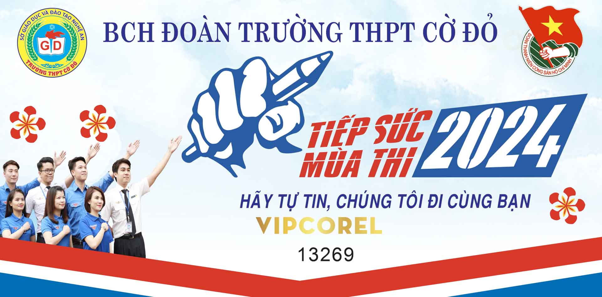 market tiep suc mua thi 2024 truong thpt co do.jpg