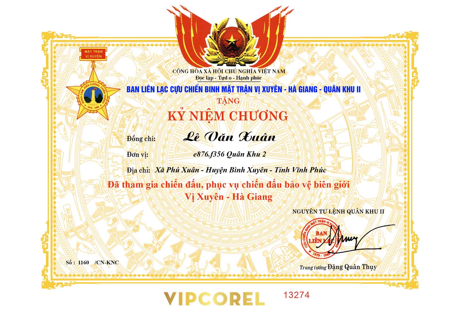 tang ky niem chuong - ban lien lac cuu chien binh mat tran vi xuyen.jpg